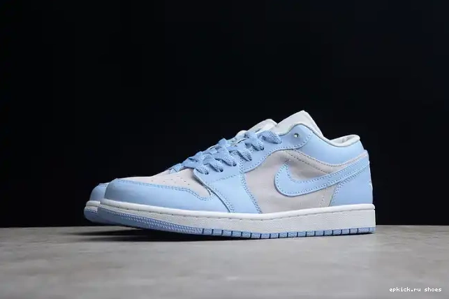 Rep 1 DC0774-050 Jordan Blue University (W) Low 0602